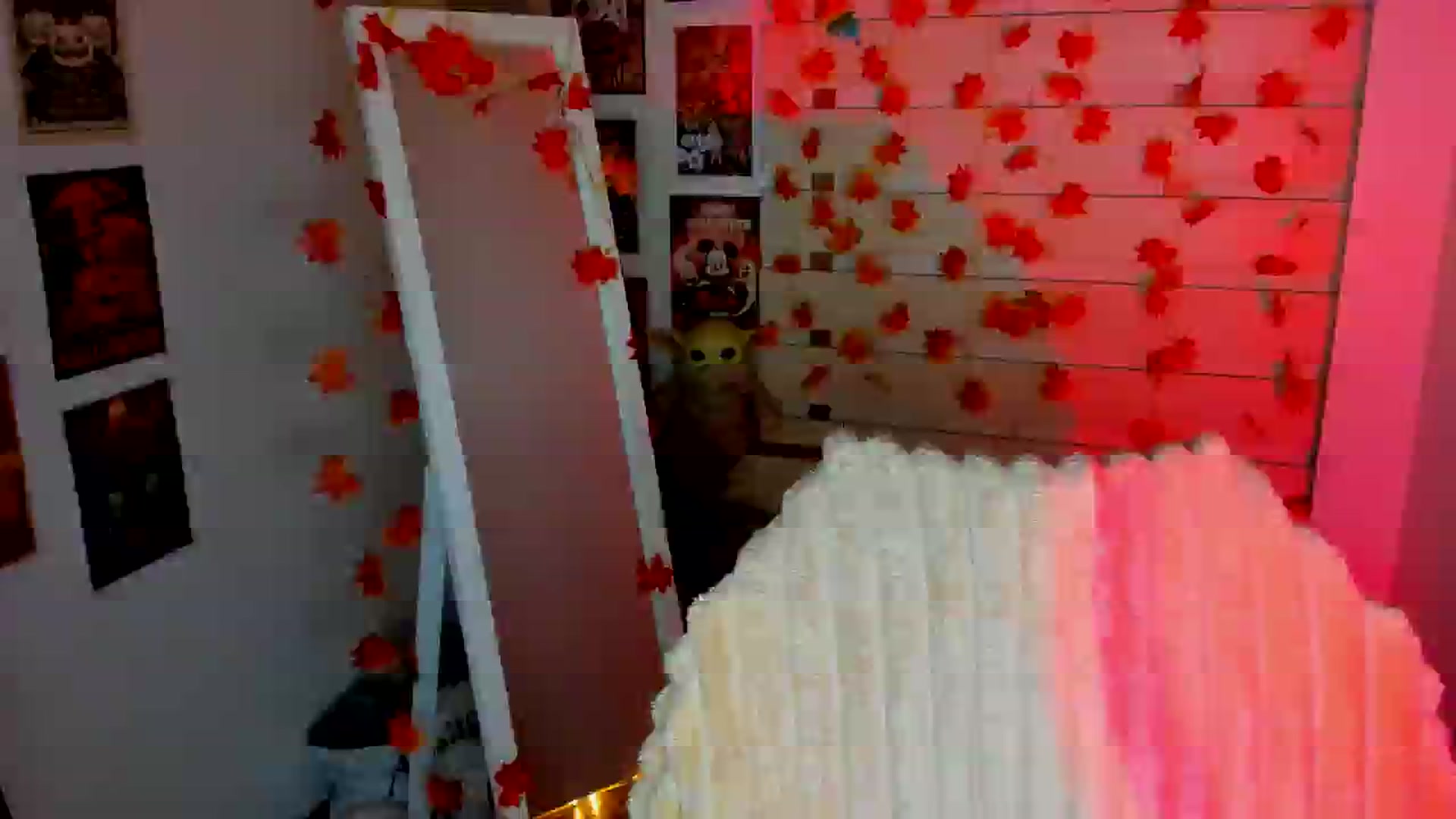 Gallery image thumbnail from KiraLove's myfreecams stream on, 11/14/2025, 10:14 image 13 of 20