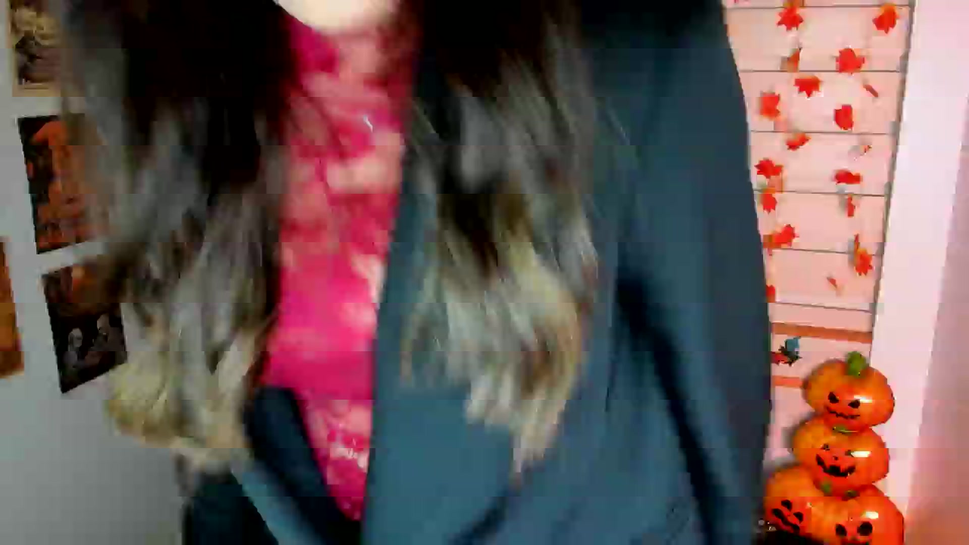 Gallery image thumbnail from KiraLove's myfreecams stream on, 11/14/2025, 10:14 image 4 of 20