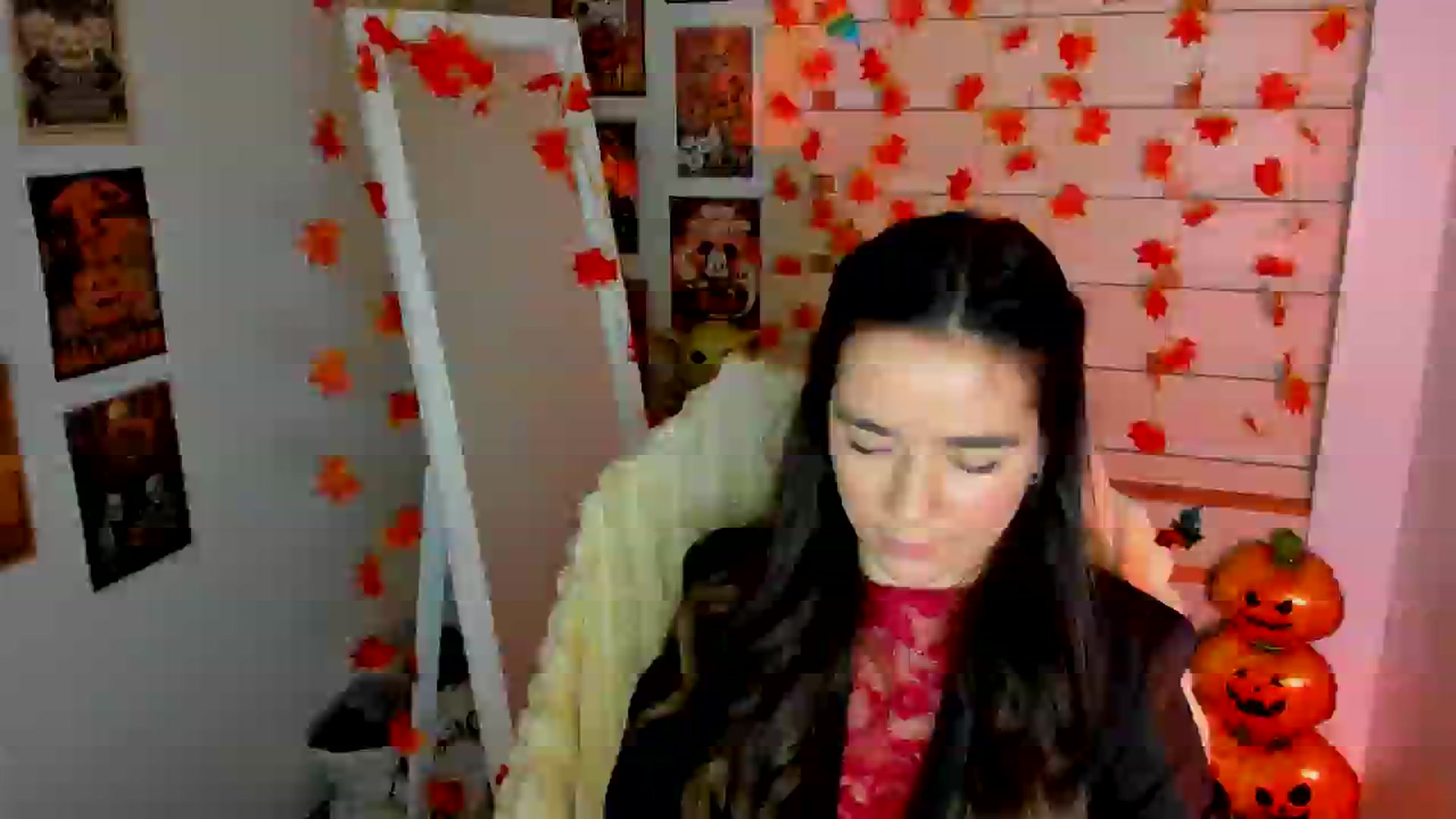 Gallery image thumbnail from KiraLove's myfreecams stream on, 11/14/2025, 10:14 image 2 of 20