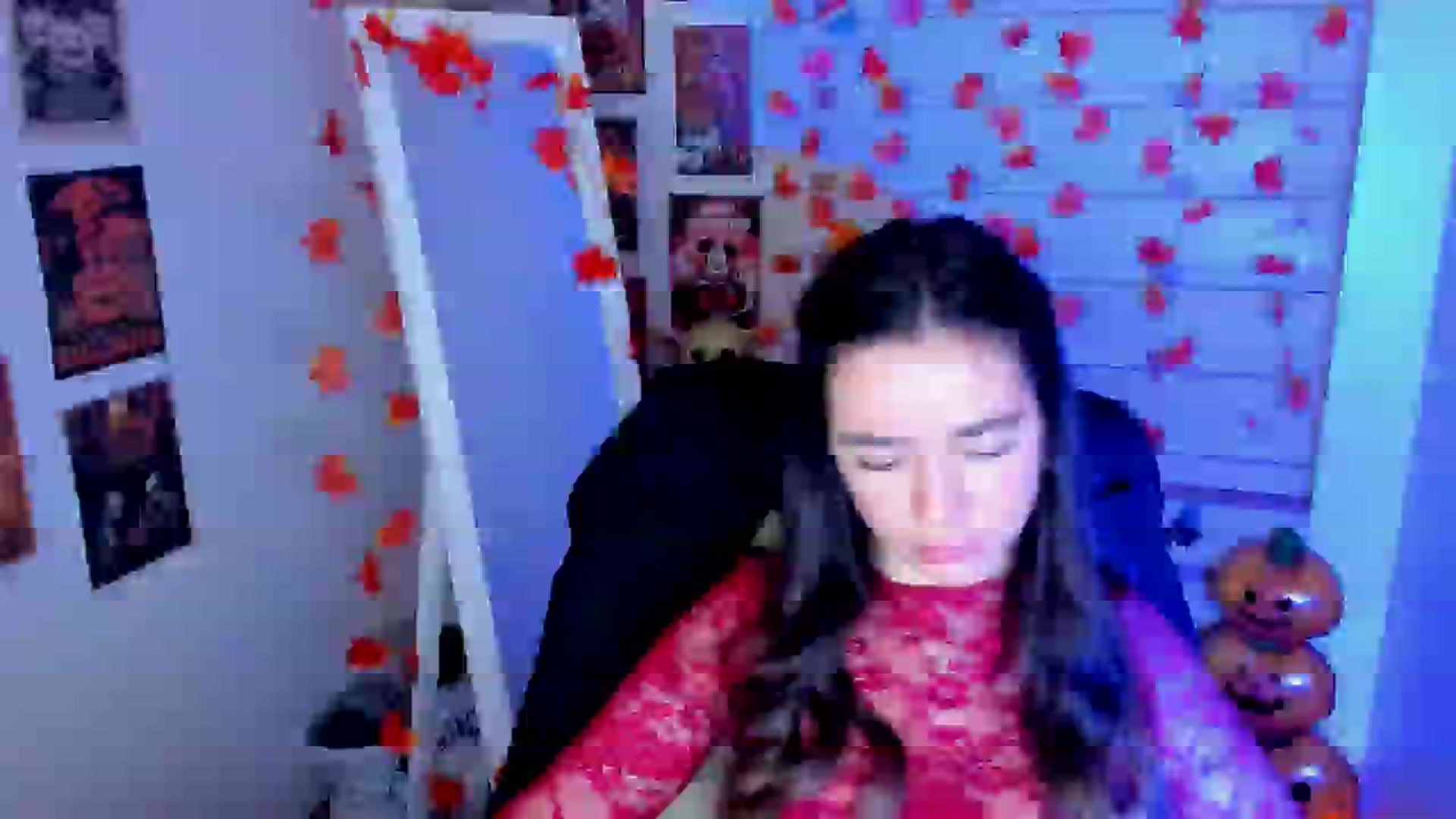 Gallery image thumbnail from KiraLove's myfreecams stream on, 11/14/2025, 10:45 image 19 of 20