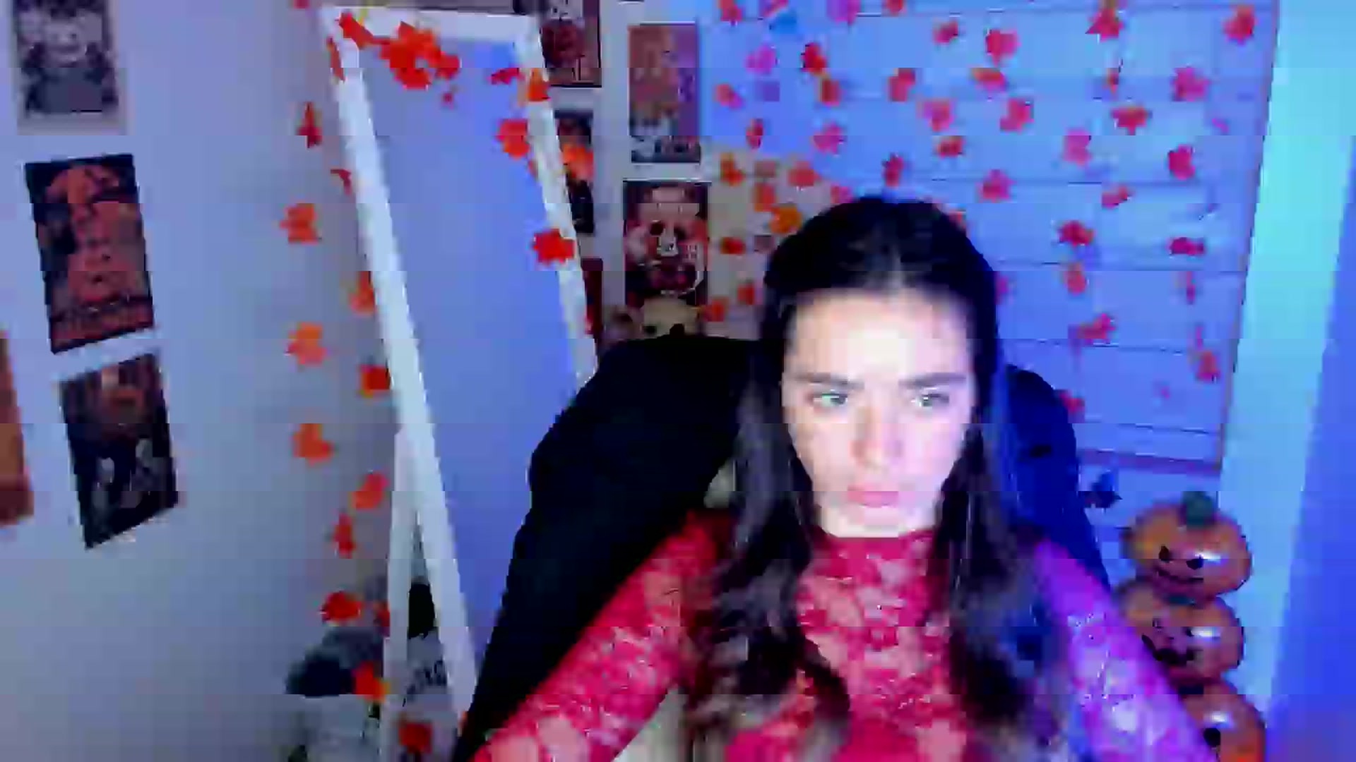 Gallery image thumbnail from KiraLove's myfreecams stream on, 11/14/2025, 10:45 image 18 of 20