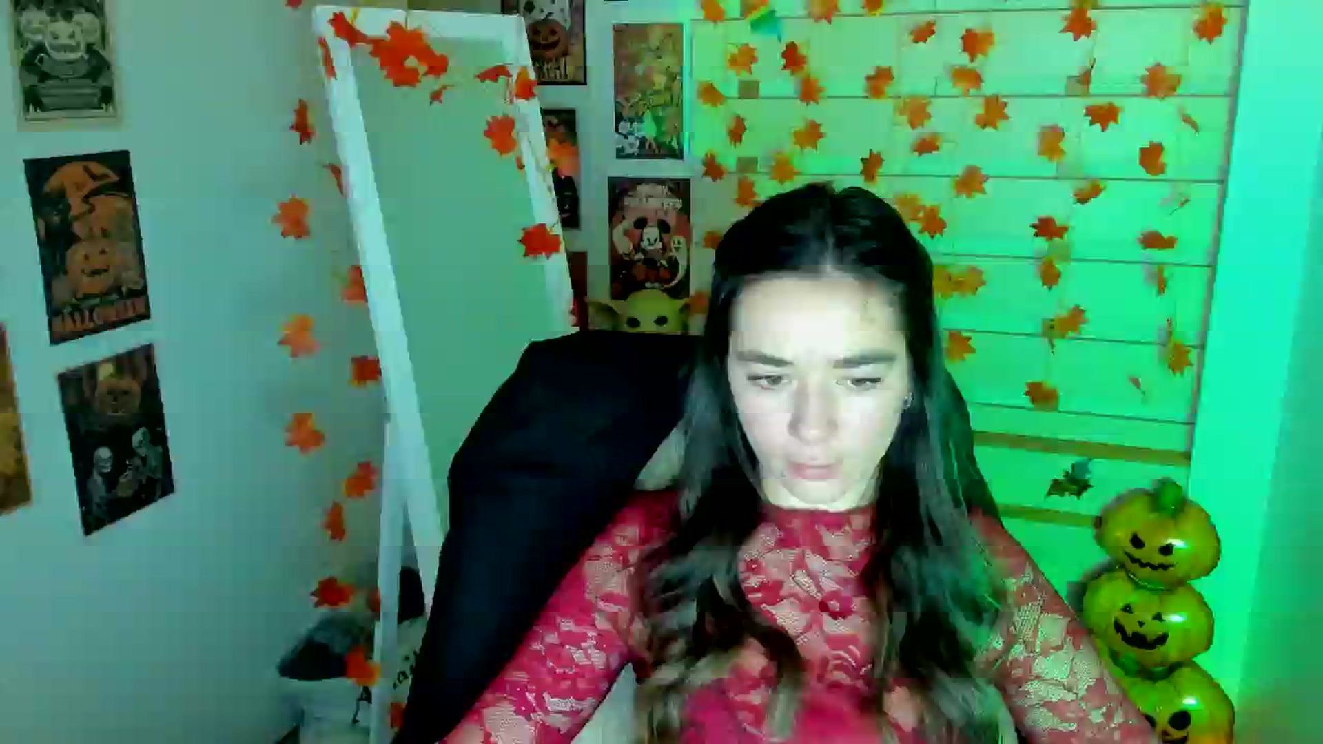 Gallery image thumbnail from KiraLove's myfreecams stream on, 11/14/2025, 10:45 image 7 of 20