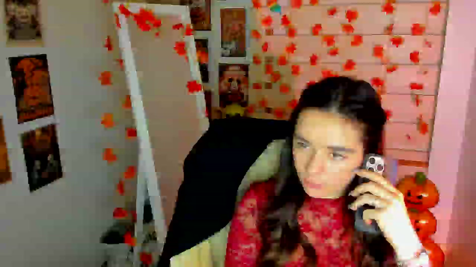 Gallery image thumbnail from KiraLove's myfreecams stream on, 11/14/2025, 10:45 image 15 of 20