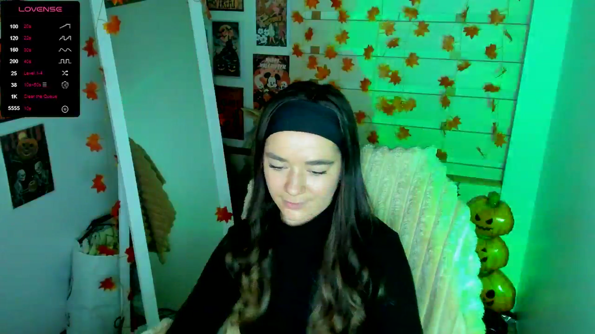 Gallery image thumbnail from KiraLove's myfreecams stream on, 11/15/2025, 11:59 image 9 of 20