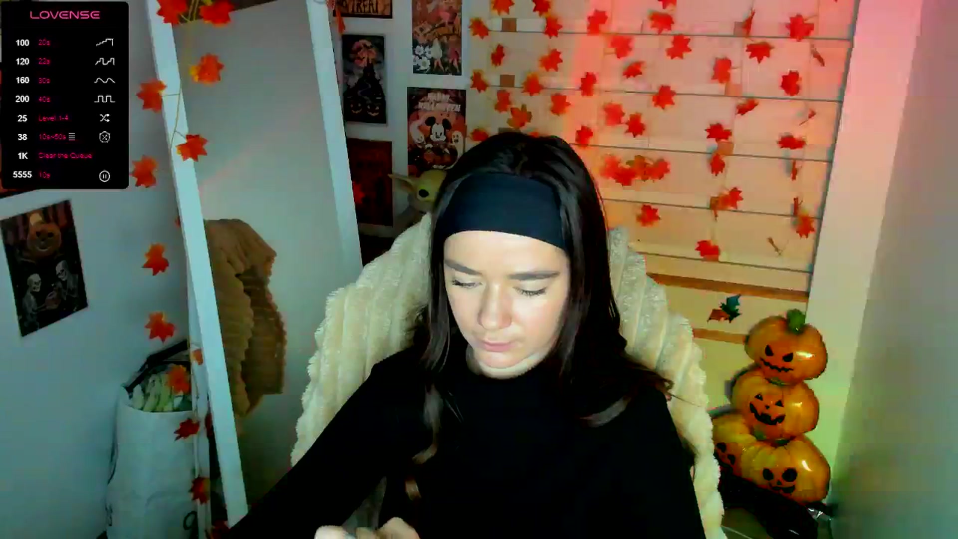 Gallery image thumbnail from KiraLove's myfreecams stream on, 11/15/2025, 12:41 image 11 of 20