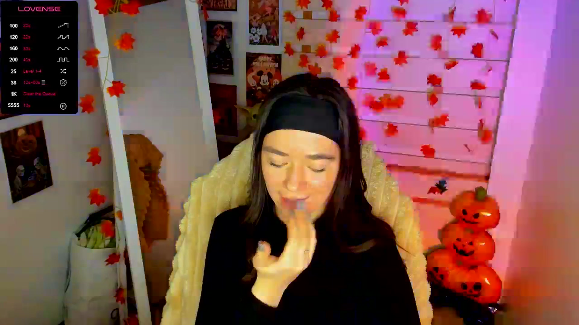 Gallery image thumbnail from KiraLove's myfreecams stream on, 11/15/2025, 12:41 image 9 of 20
