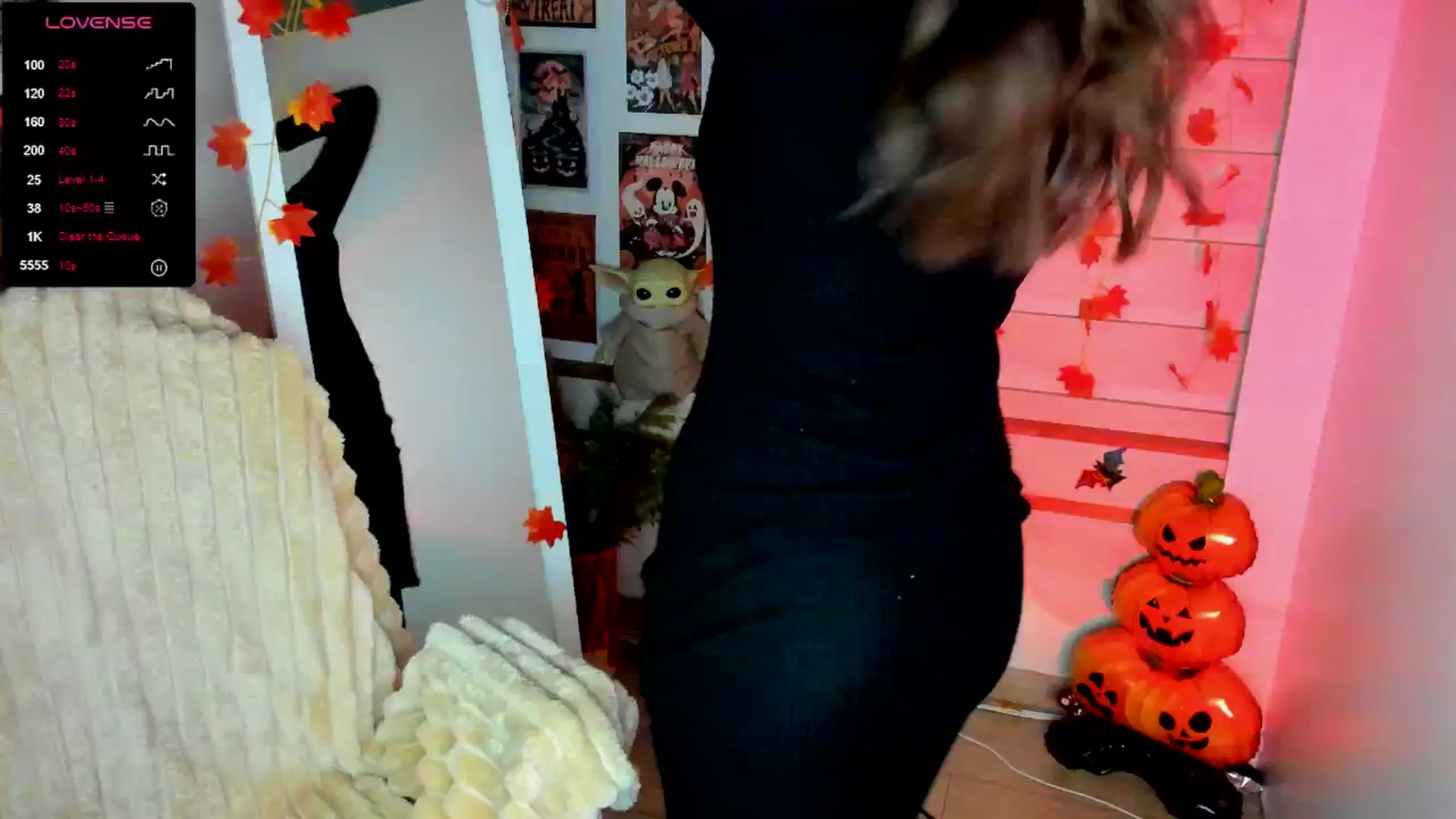 Gallery image thumbnail from KiraLove's myfreecams stream on, 11/15/2025, 12:41 image 1 of 20