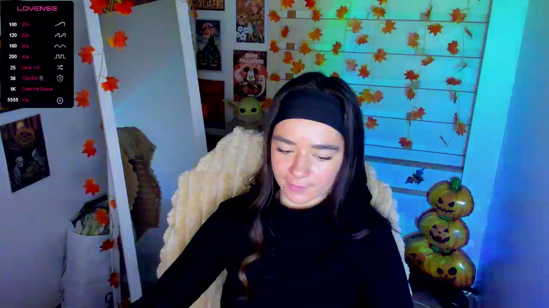 Gallery image thumbnail from KiraLove's myfreecams stream on, 11/15/2025, 12:41 image 10 of 20