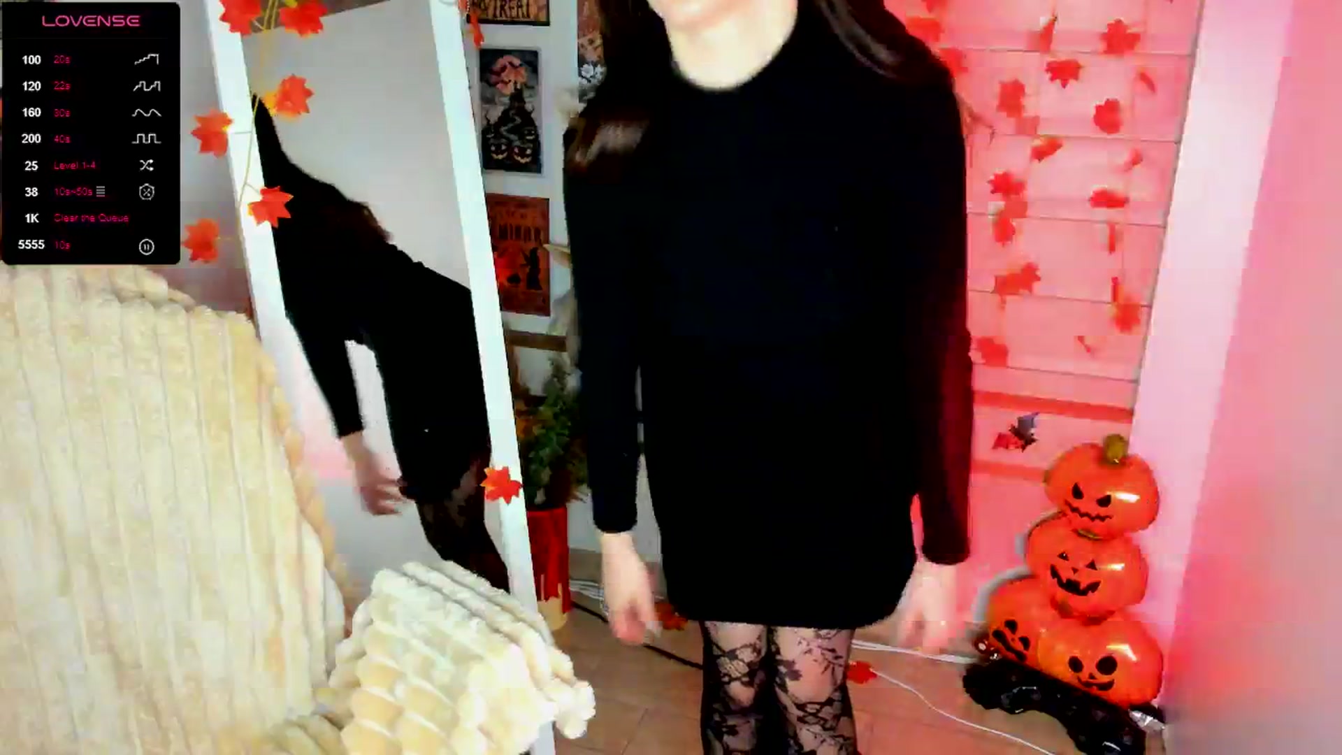 Gallery image thumbnail from KiraLove's myfreecams stream on, 11/15/2025, 12:41 image 4 of 20