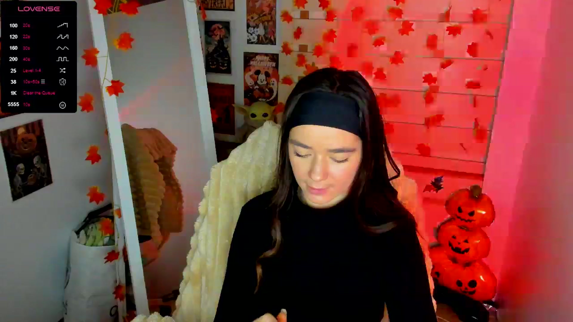Gallery image thumbnail from KiraLove's myfreecams stream on, 11/15/2025, 12:41 image 8 of 20