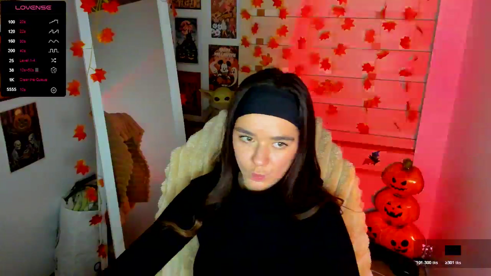 Gallery image thumbnail from KiraLove's myfreecams stream on, 11/15/2025, 12:41 image 12 of 20