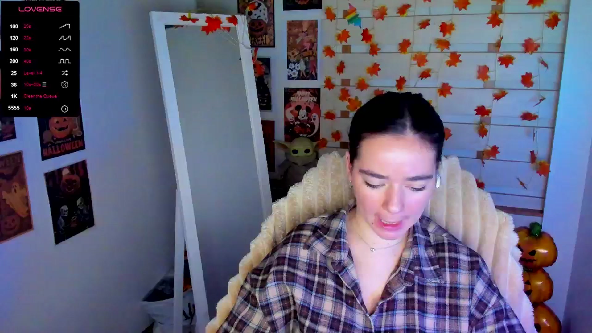 Gallery image thumbnail from KiraLove's myfreecams stream on, 11/16/2025, 09:54 image 15 of 20