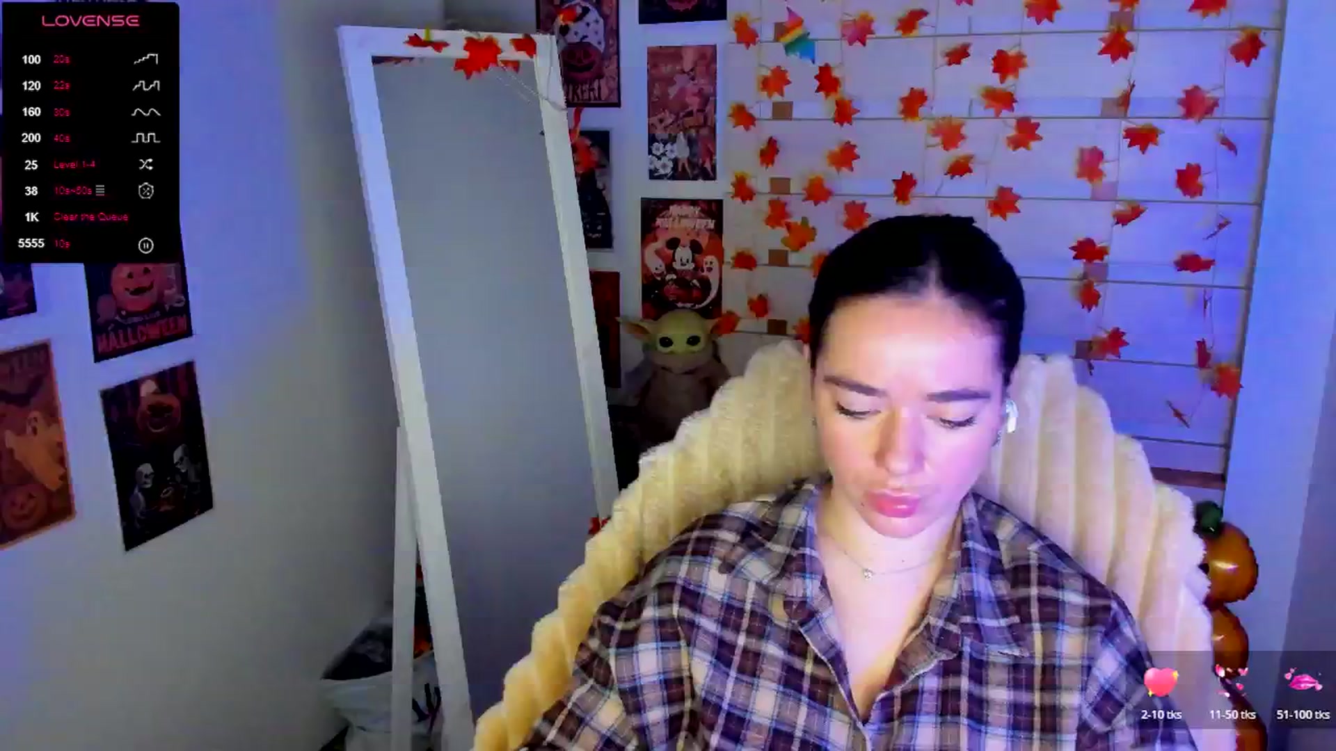 Gallery image thumbnail from KiraLove's myfreecams stream on, 11/16/2025, 09:54 image 18 of 20