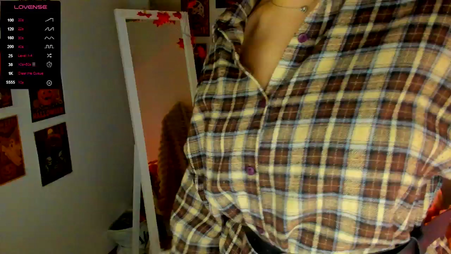 Gallery image thumbnail from KiraLove's myfreecams stream on, 11/16/2025, 11:21 image 5 of 20