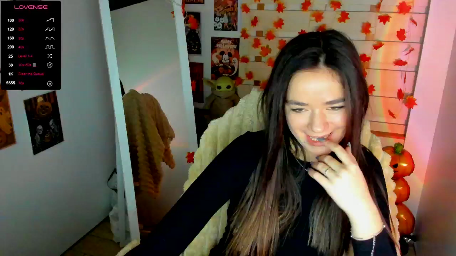 Gallery image thumbnail from KiraLove's myfreecams stream on, 11/17/2025, 08:30 image 5 of 20