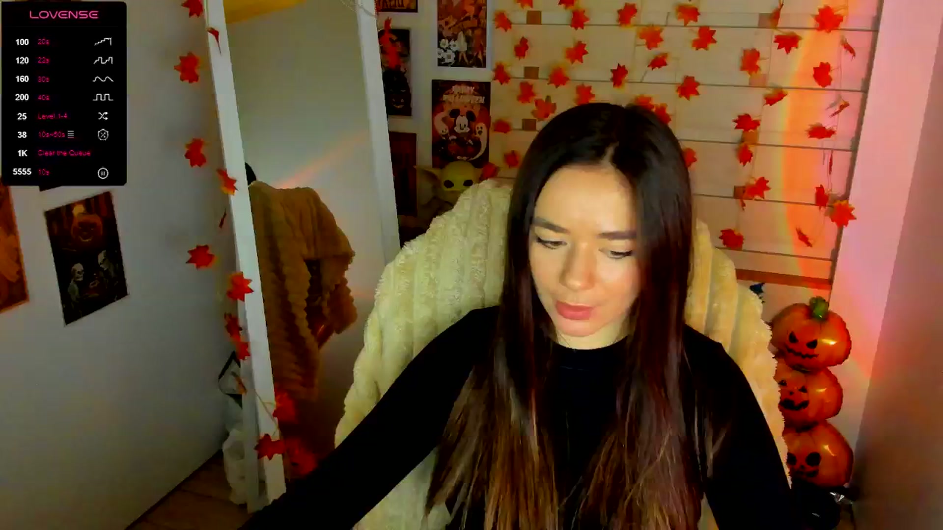 Gallery image thumbnail from KiraLove's myfreecams stream on, 11/17/2025, 11:01 image 5 of 20