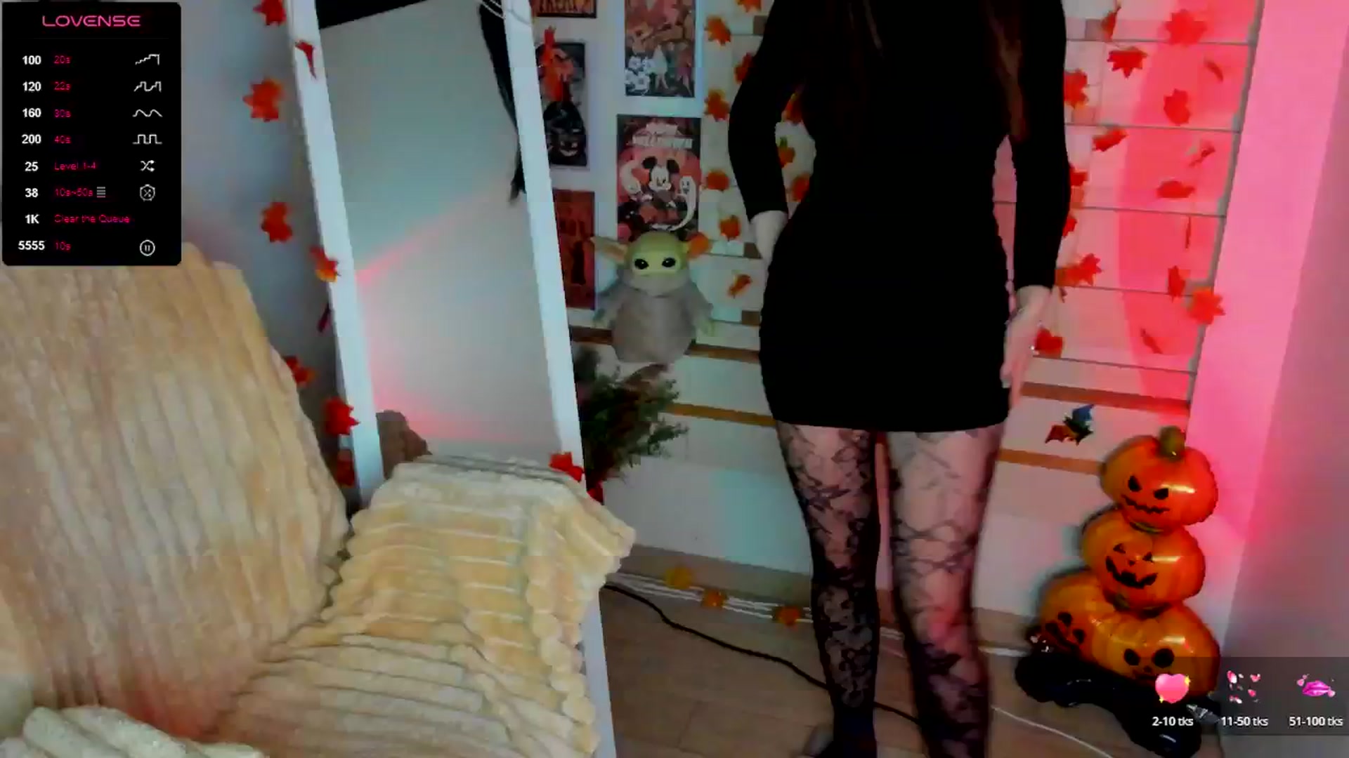 Gallery image thumbnail from KiraLove's myfreecams stream on, 11/17/2025, 11:01 image 1 of 20