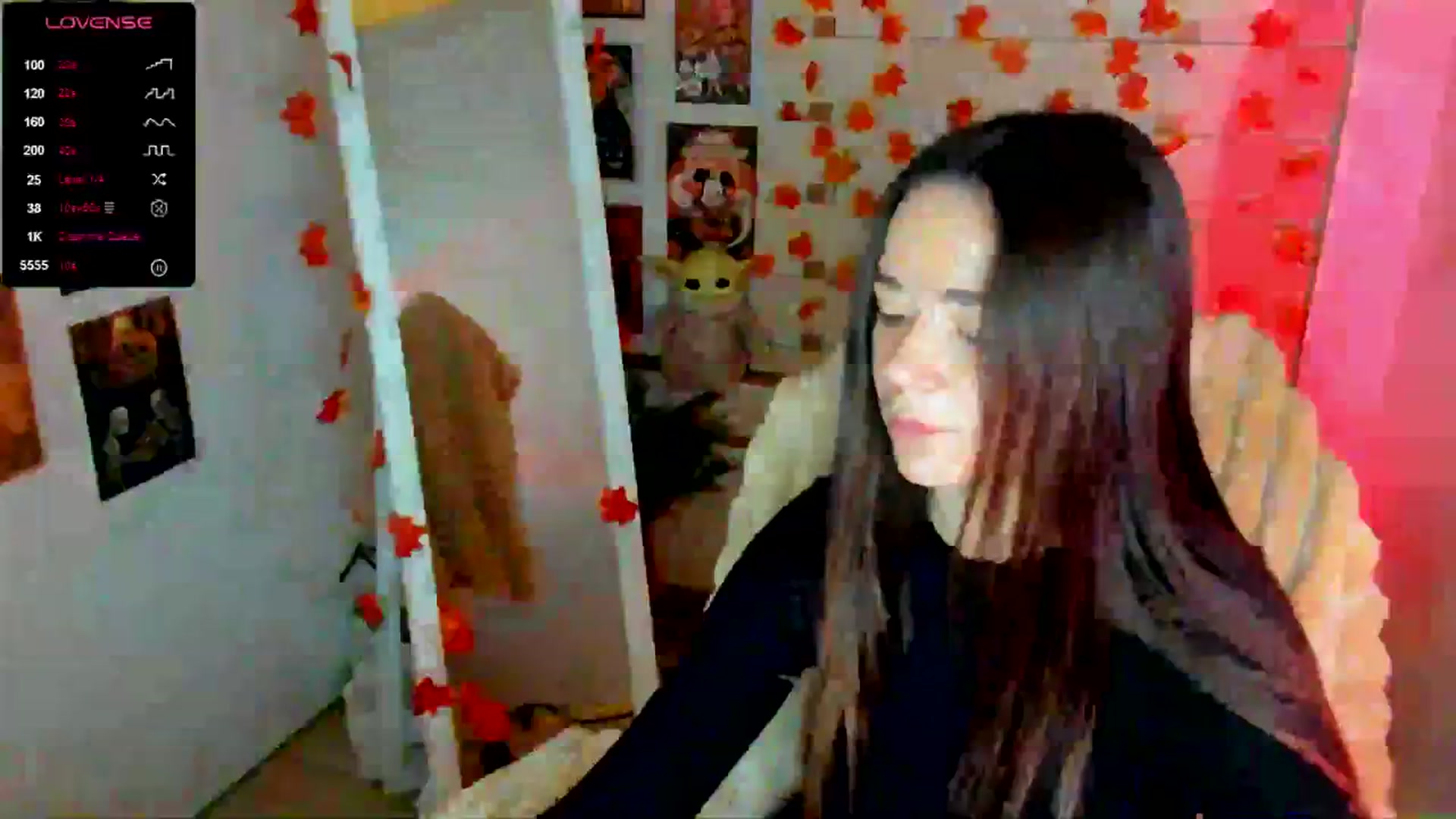 Gallery image thumbnail from KiraLove's myfreecams stream on, 11/17/2025, 11:01 image 19 of 20