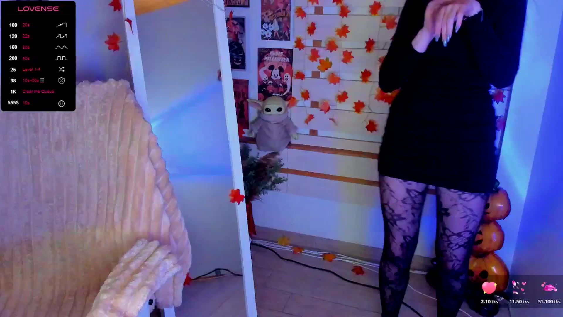 Gallery image thumbnail from KiraLove's myfreecams stream on, 11/17/2025, 11:01 image 11 of 20