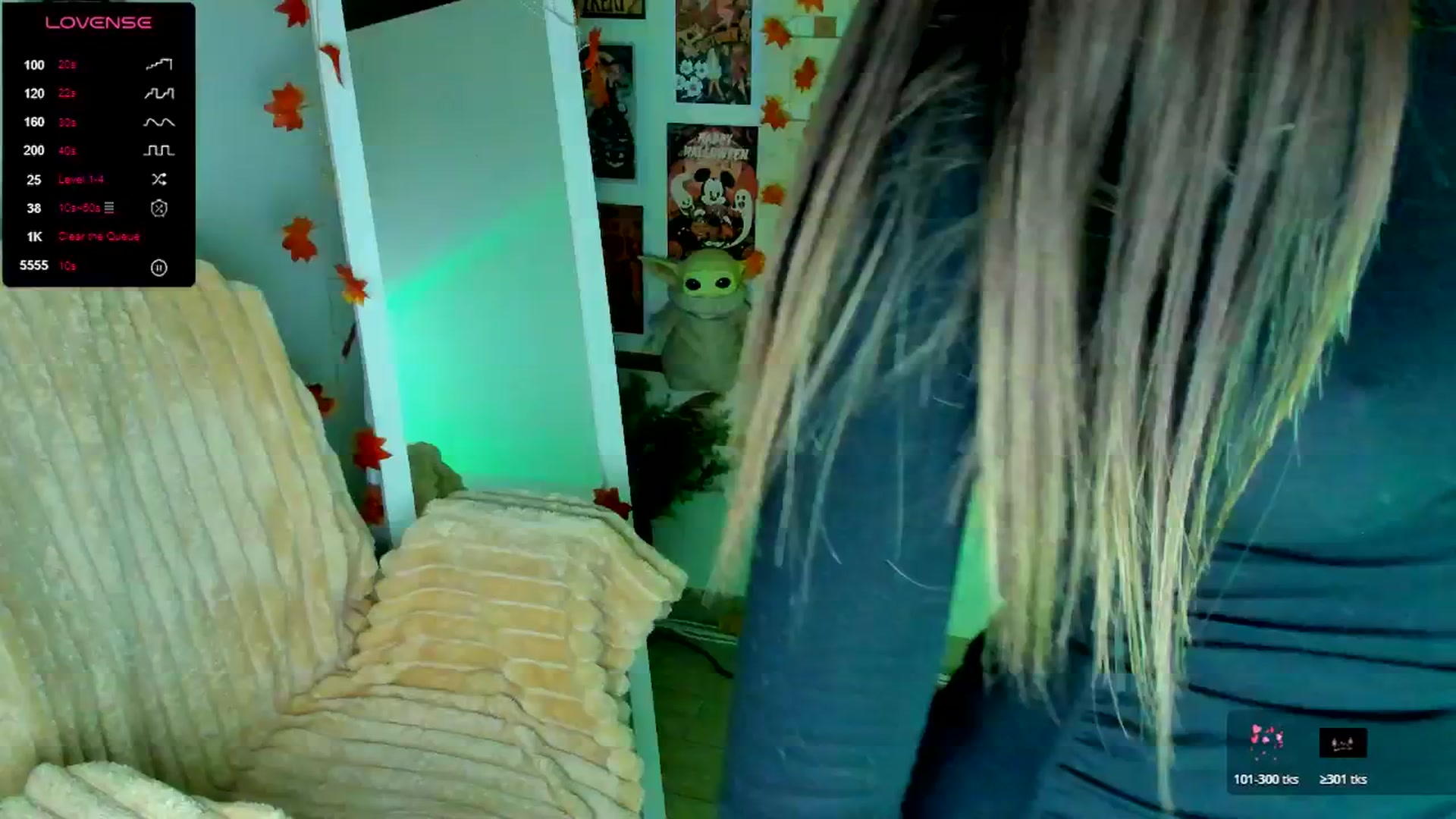 Gallery image thumbnail from KiraLove's myfreecams stream on, 11/17/2025, 11:01 image 2 of 20