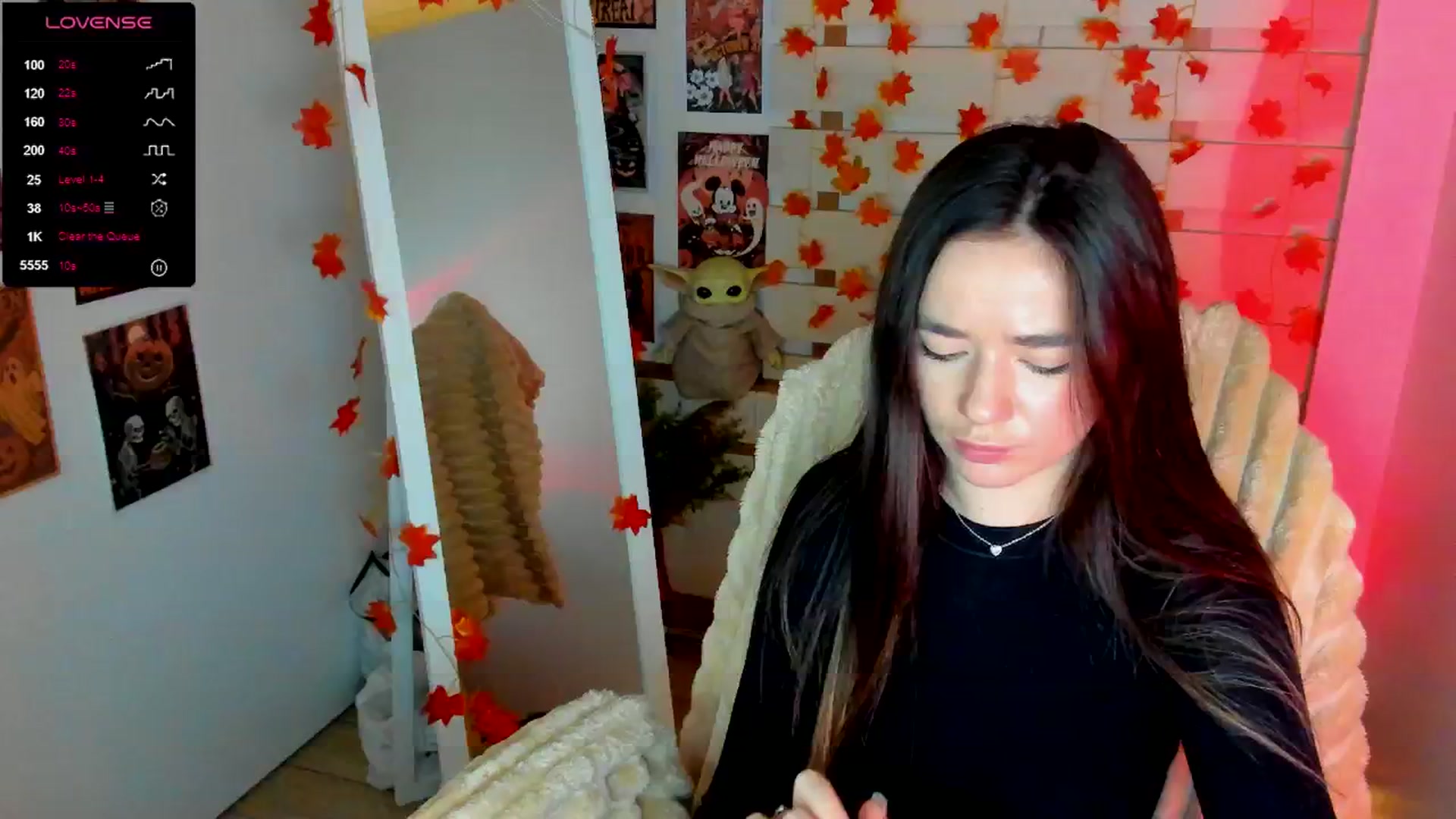 Gallery image thumbnail from KiraLove's myfreecams stream on, 11/17/2025, 12:11 image 15 of 20