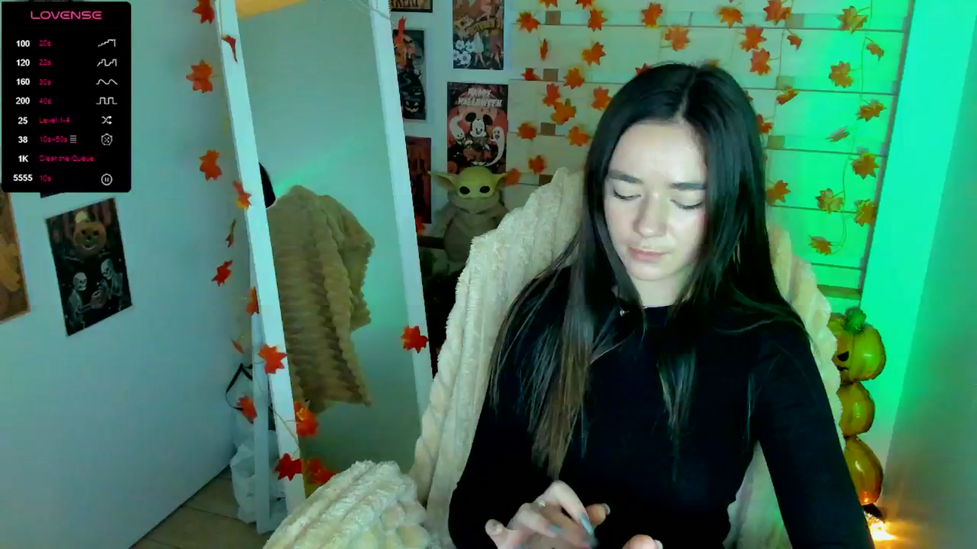 Gallery image thumbnail from KiraLove's myfreecams stream on, 11/17/2025, 12:11 image 11 of 20