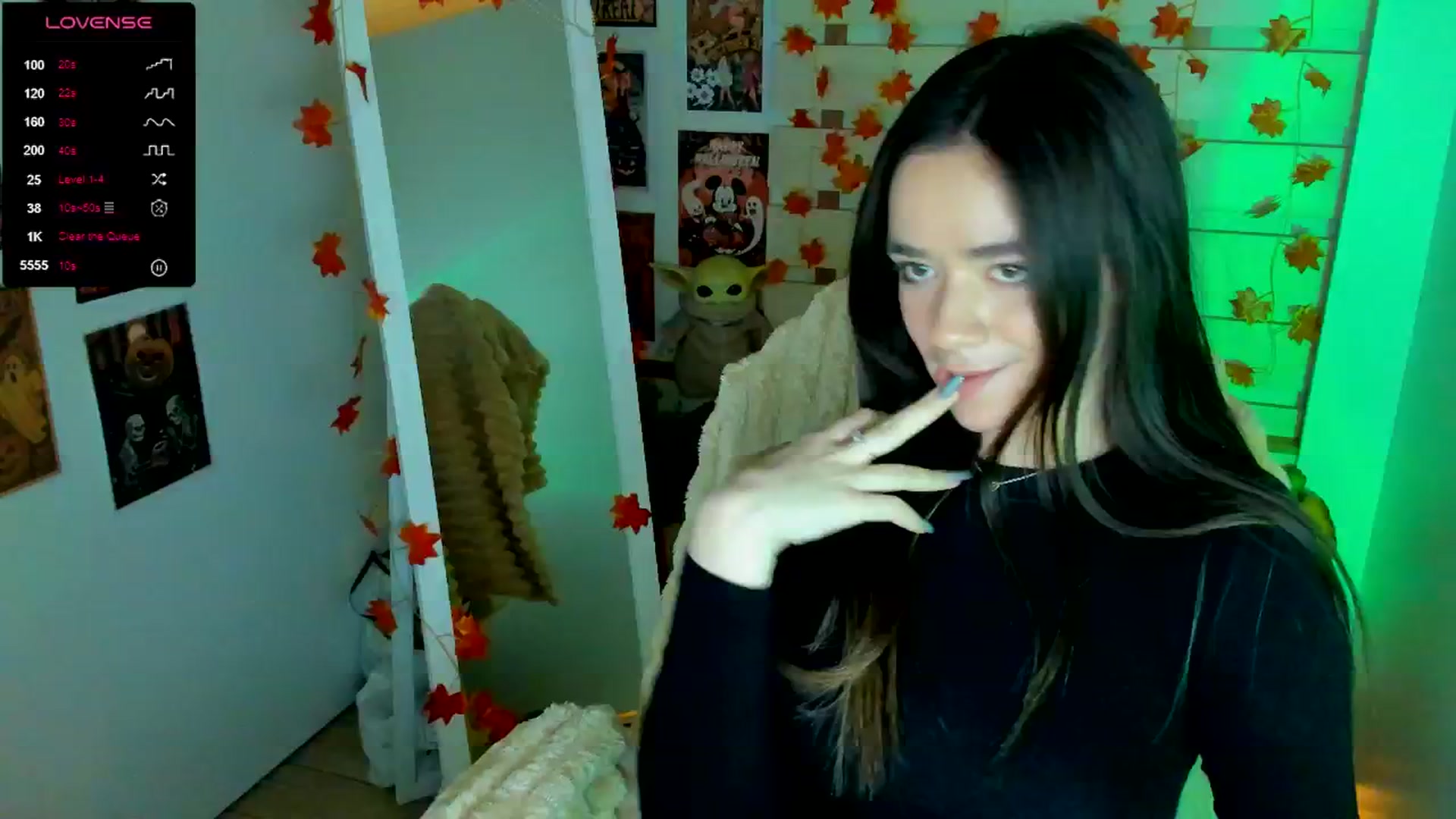 Gallery image thumbnail from KiraLove's myfreecams stream on, 11/17/2025, 12:11 image 12 of 20