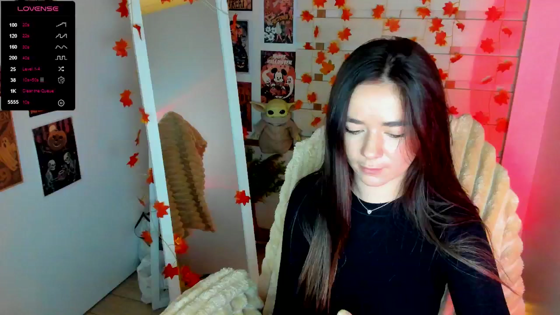 Gallery image thumbnail from KiraLove's myfreecams stream on, 11/17/2025, 12:11 image 13 of 20