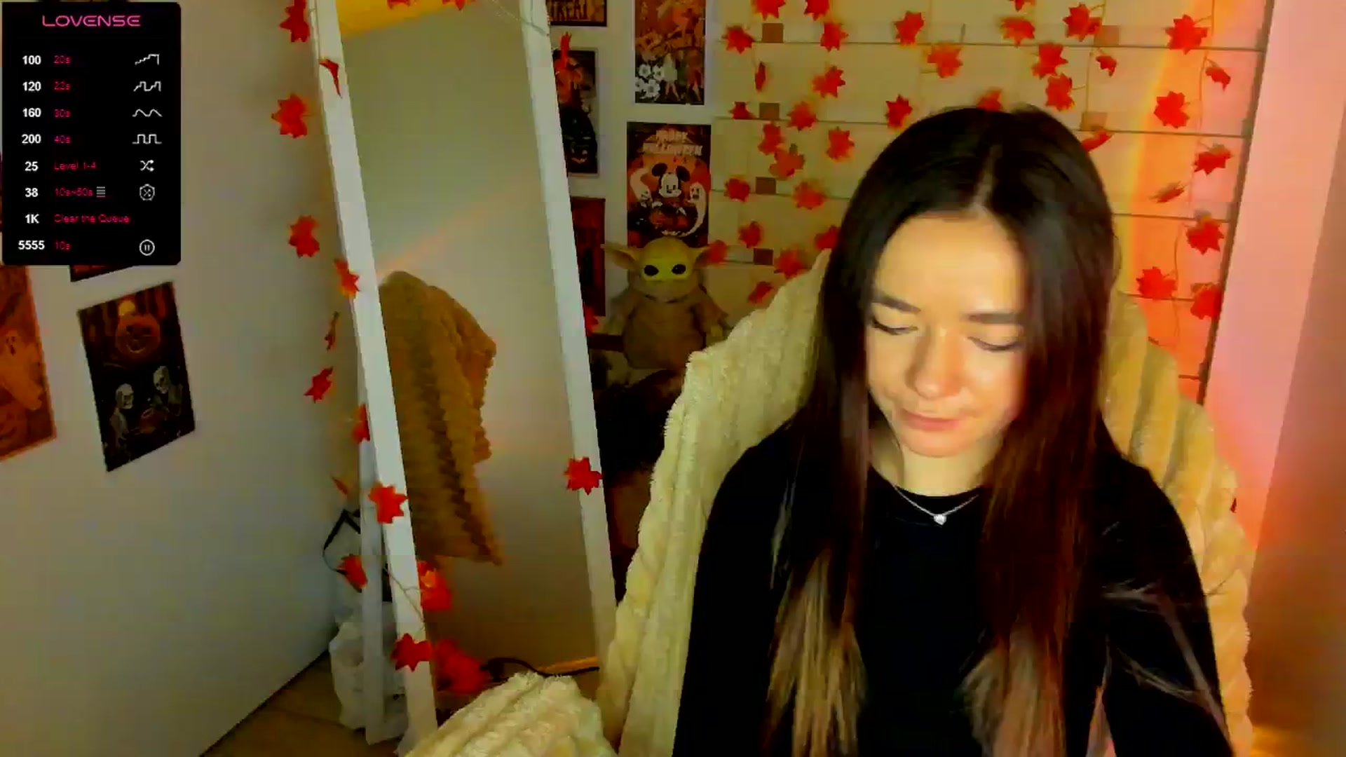 Gallery image thumbnail from KiraLove's myfreecams stream on, 11/17/2025, 12:11 image 20 of 20
