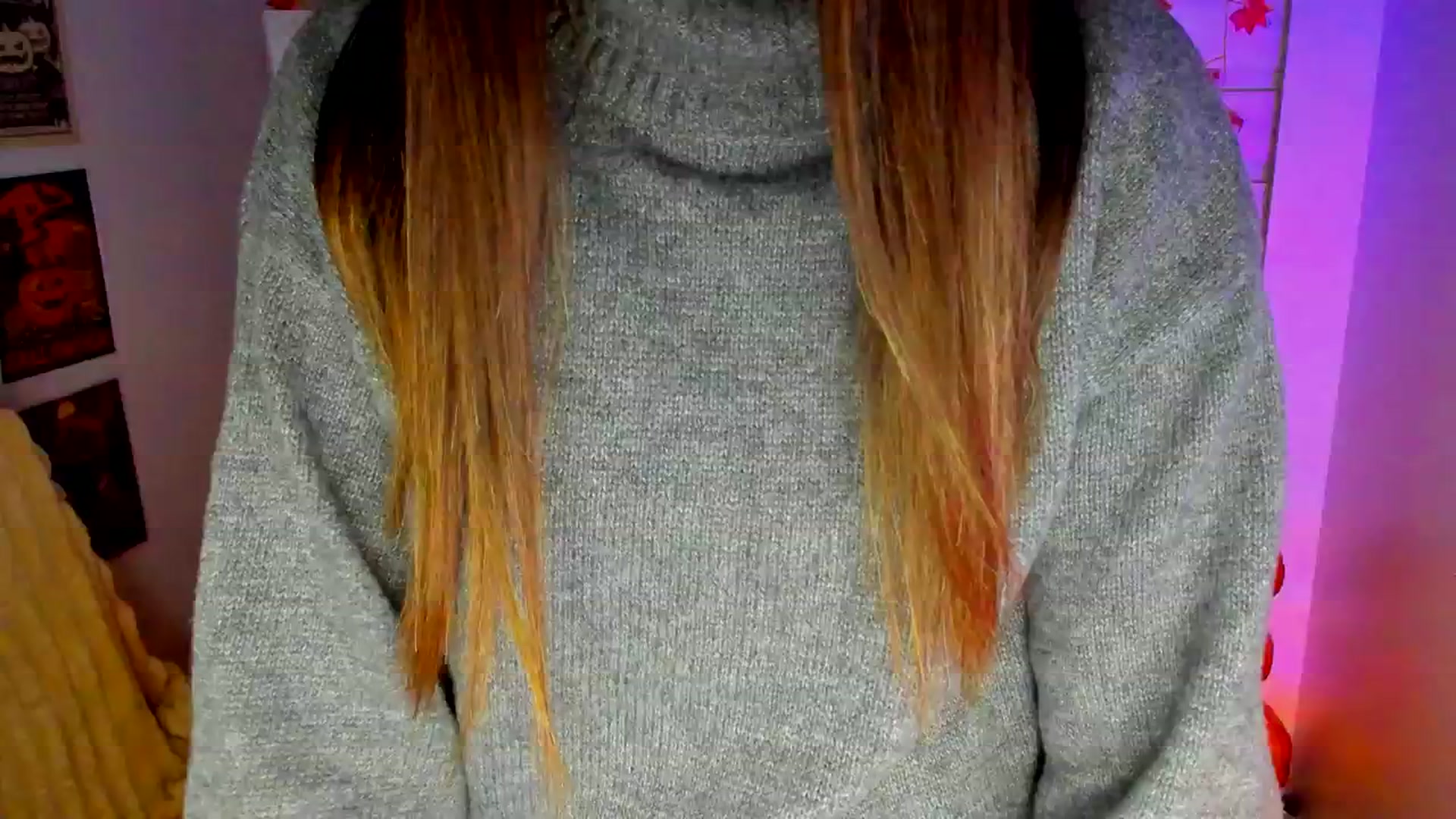 Gallery image thumbnail from KiraLove's myfreecams stream on, 11/18/2025, 08:16 image 11 of 20