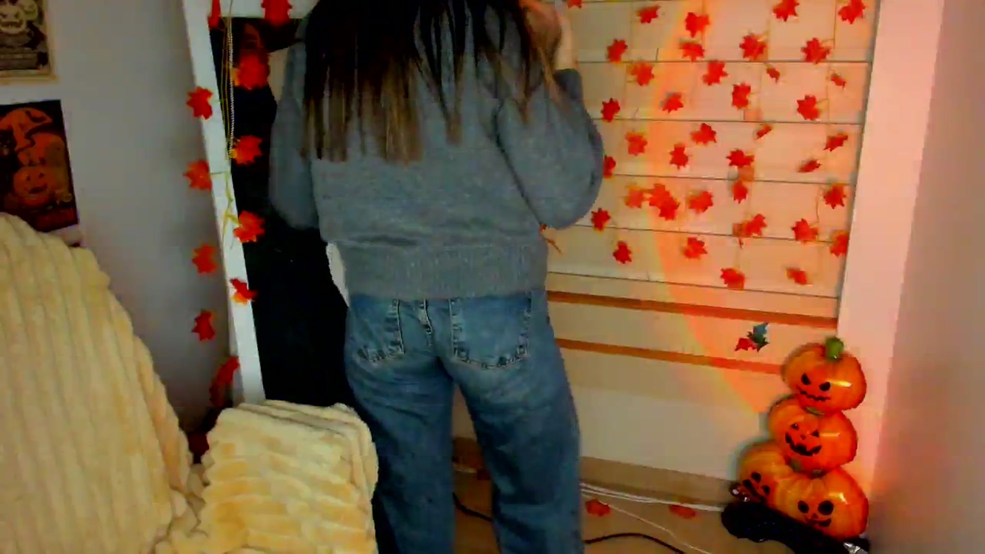 Gallery image thumbnail from KiraLove's myfreecams stream on, 11/18/2025, 11:23 image 13 of 20