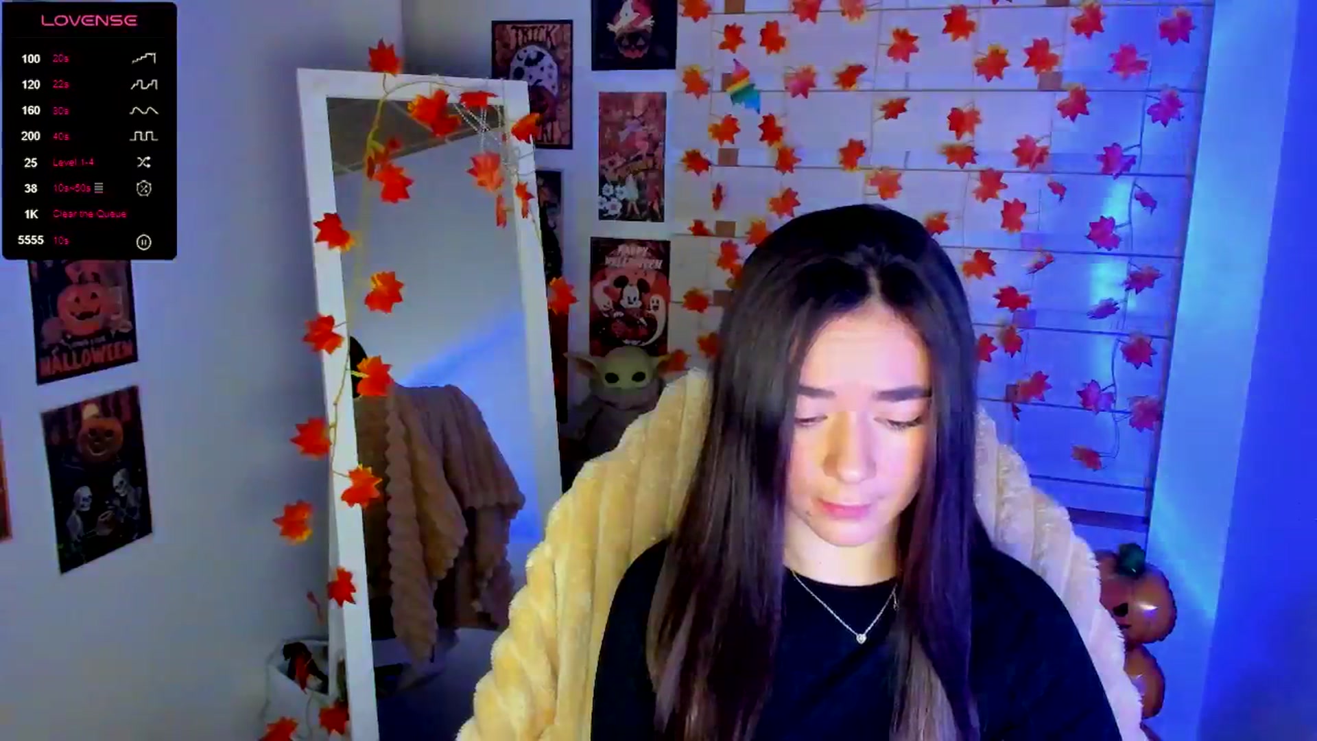 Gallery image thumbnail from KiraLove's myfreecams stream on, 11/20/2025, 08:38 image 8 of 20