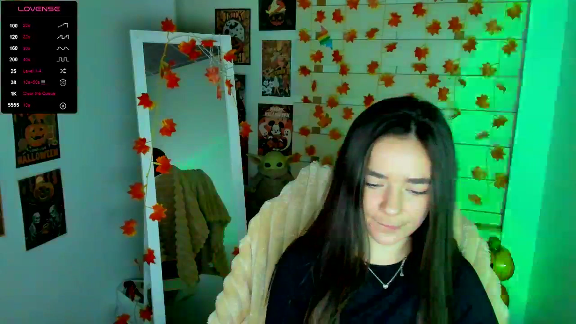 Gallery image thumbnail from KiraLove's myfreecams stream on, 11/20/2025, 08:38 image 16 of 20