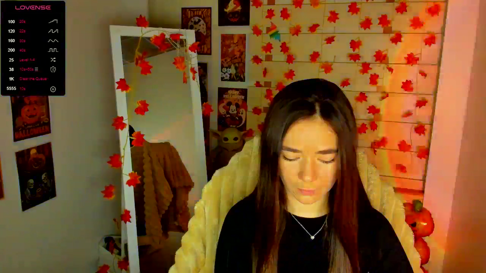 Gallery image thumbnail from KiraLove's myfreecams stream on, 11/20/2025, 08:38 image 9 of 20