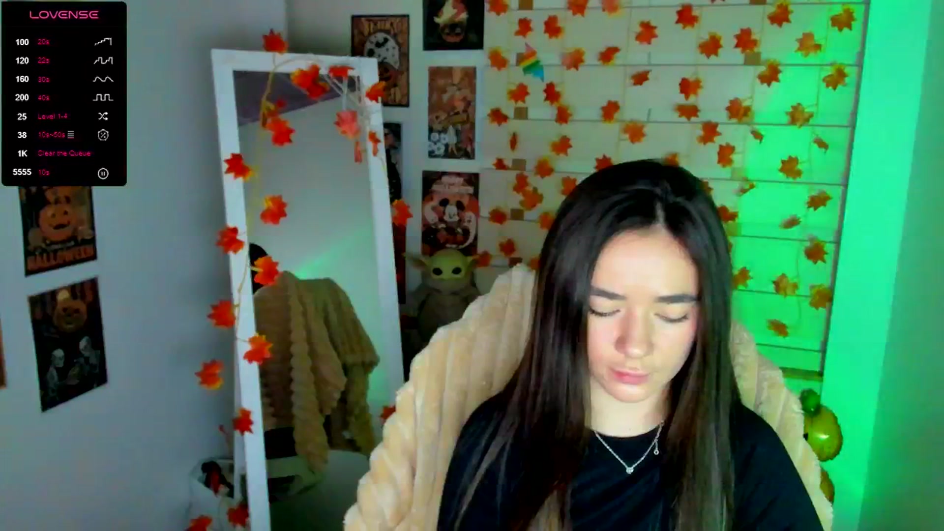 Gallery image thumbnail from KiraLove's myfreecams stream on, 11/20/2025, 08:38 image 19 of 20
