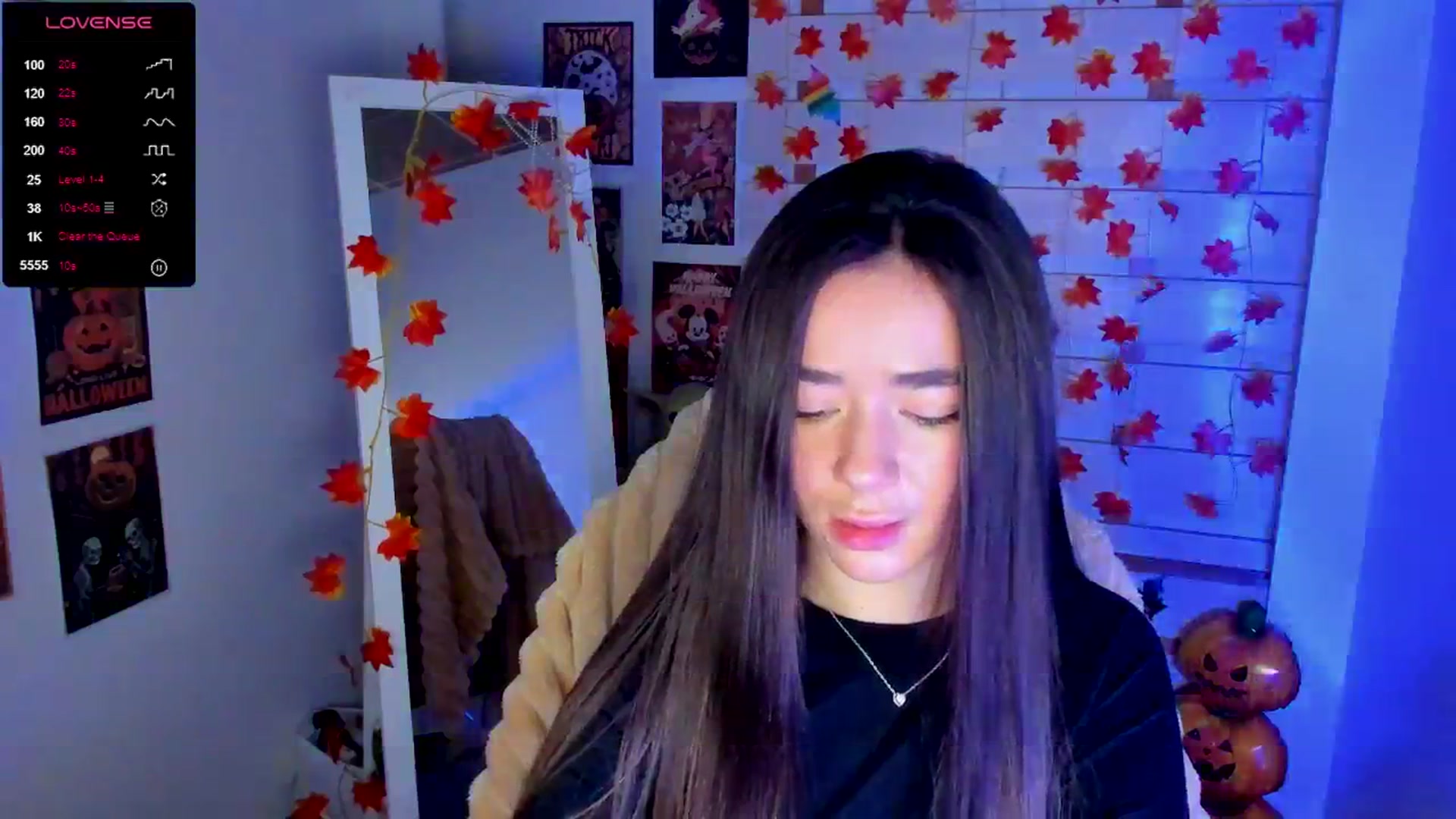 Gallery image thumbnail from KiraLove's myfreecams stream on, 11/20/2025, 08:38 image 6 of 20