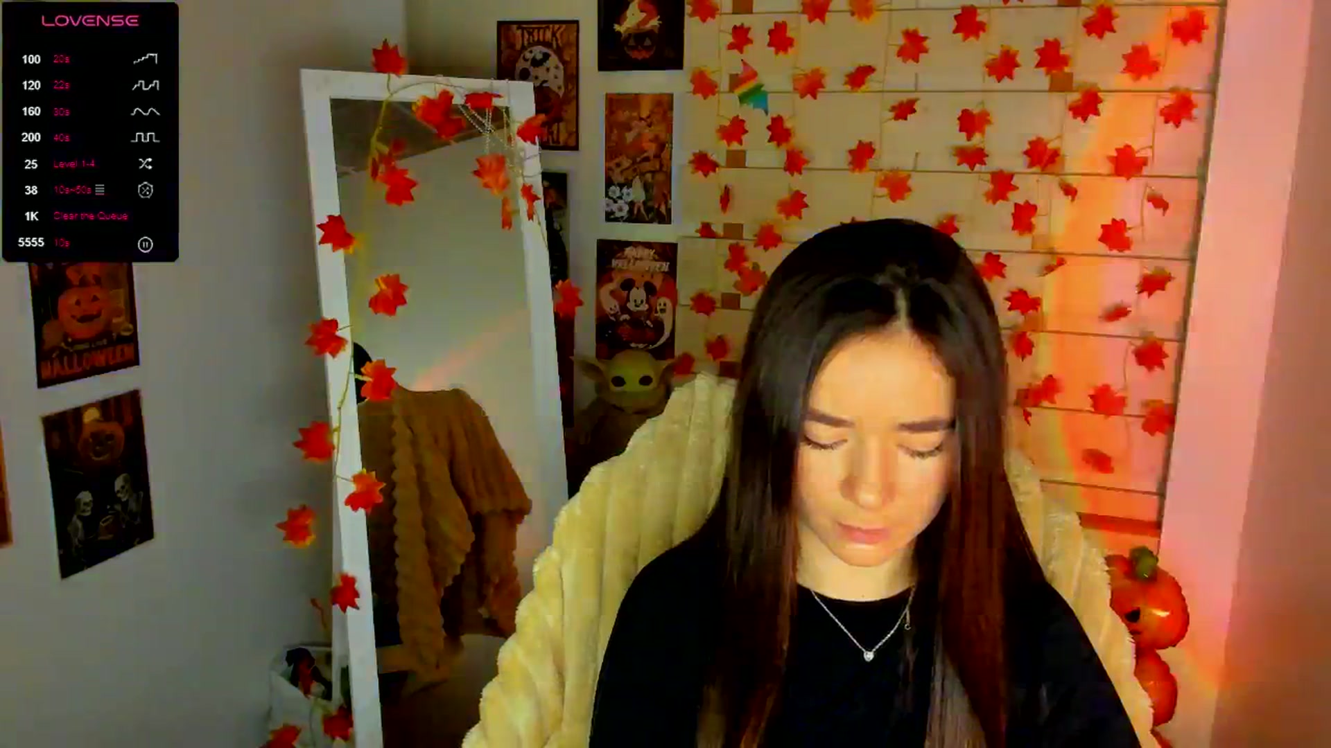 Gallery image thumbnail from KiraLove's myfreecams stream on, 11/20/2025, 08:38 image 10 of 20