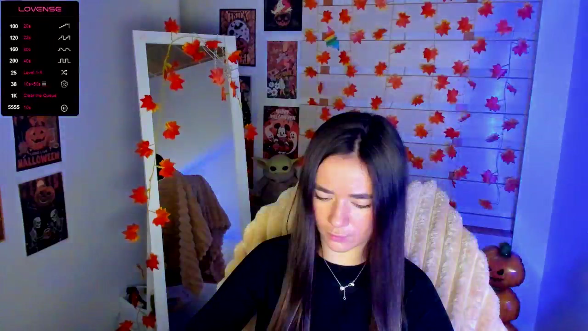 Gallery image thumbnail from KiraLove's myfreecams stream on, 11/20/2025, 10:17 image 12 of 20