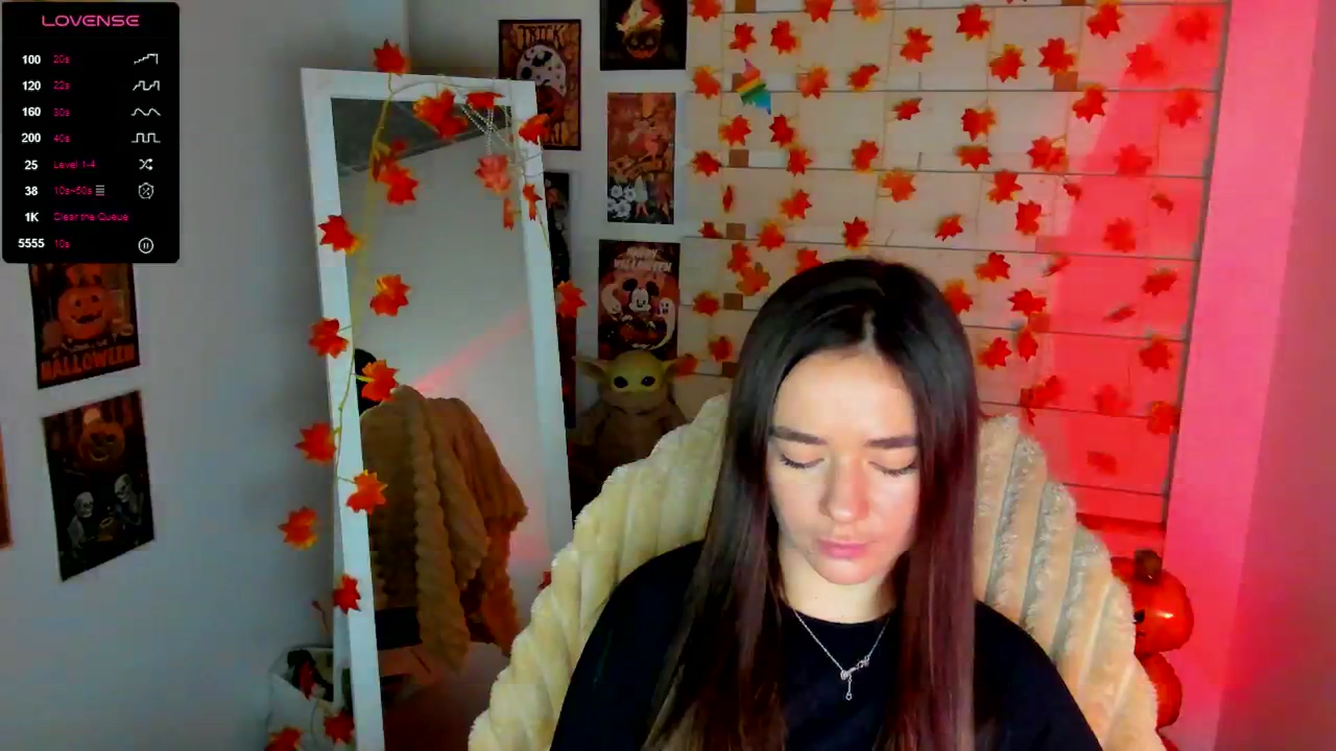Gallery image thumbnail from KiraLove's myfreecams stream on, 11/20/2025, 10:17 image 17 of 20