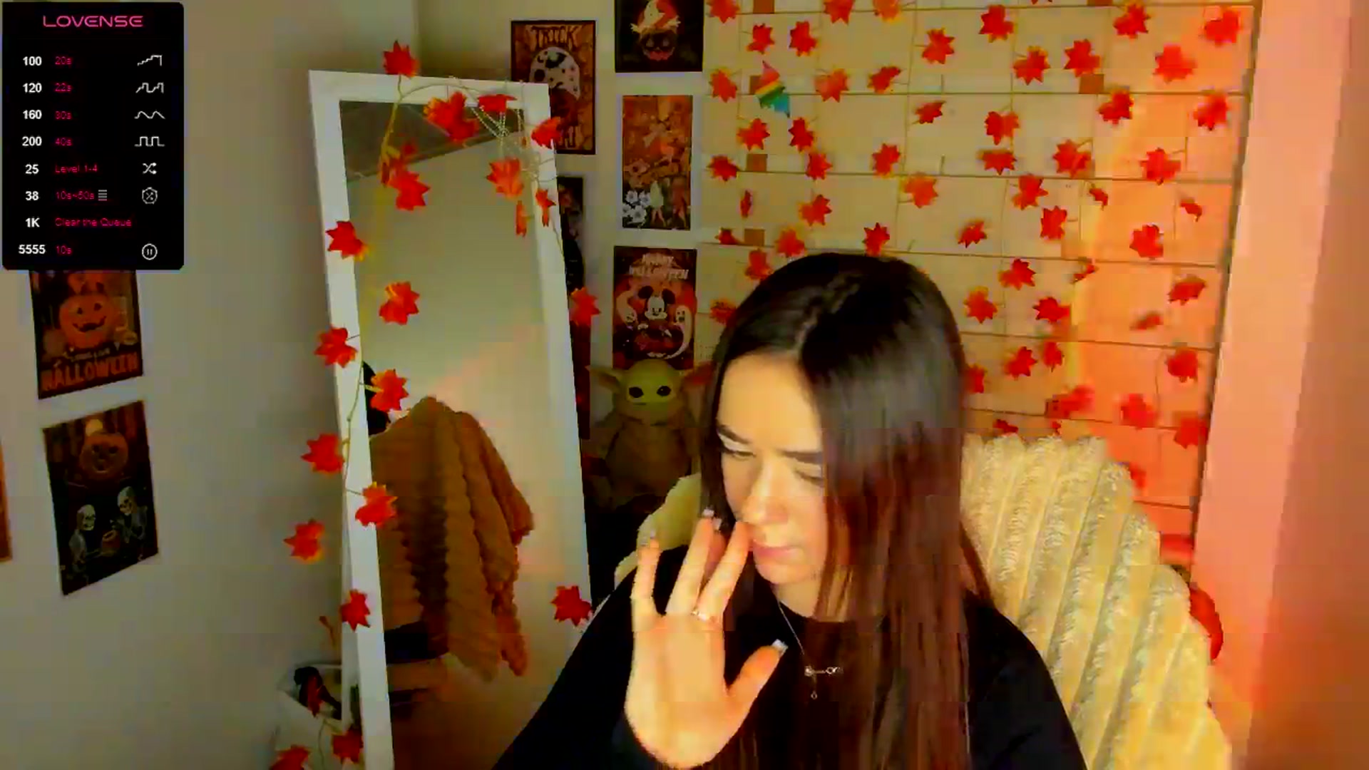 Gallery image thumbnail from KiraLove's myfreecams stream on, 11/20/2025, 10:17 image 9 of 20