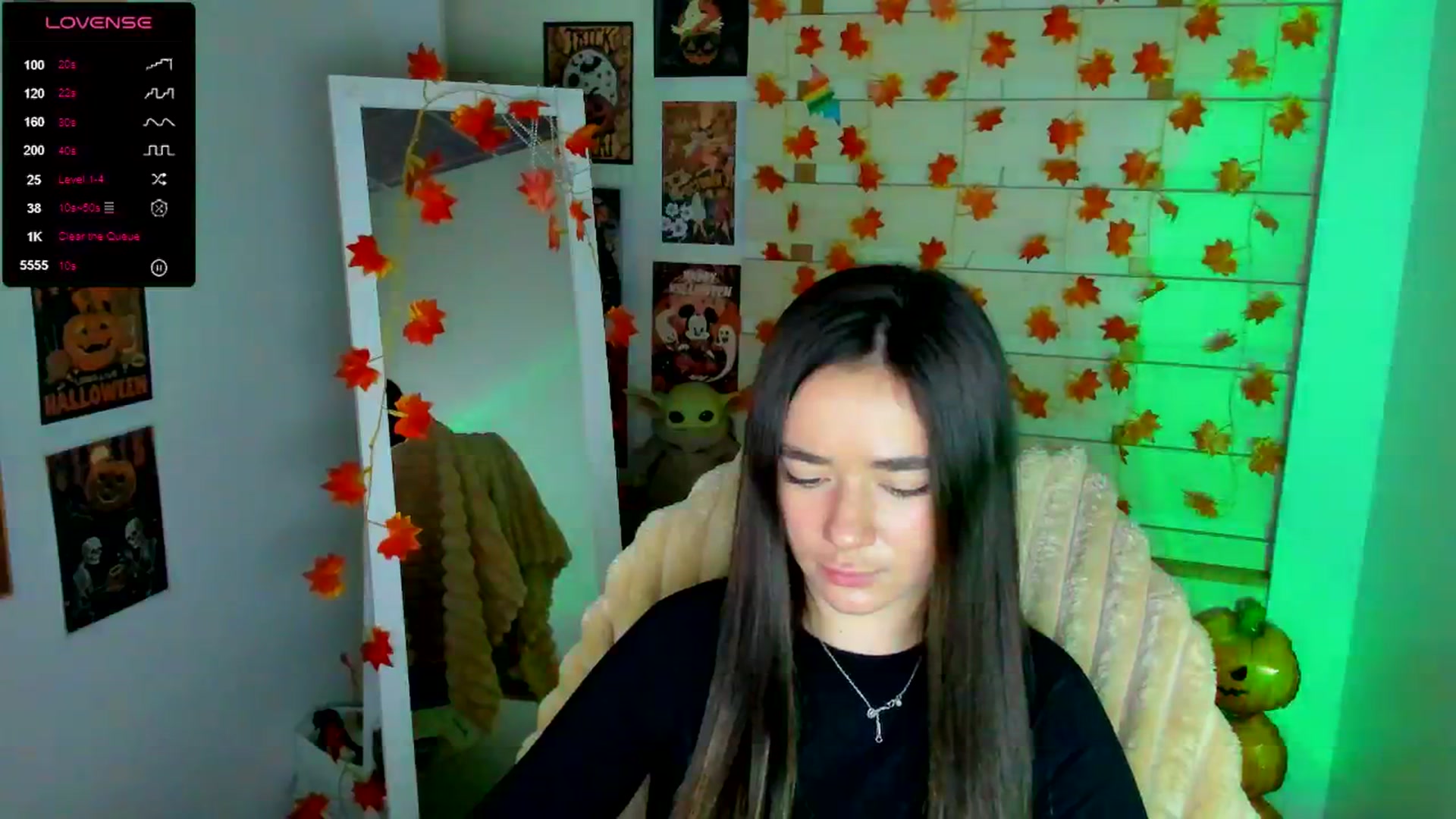 Gallery image thumbnail from KiraLove's myfreecams stream on, 11/20/2025, 10:17 image 8 of 20