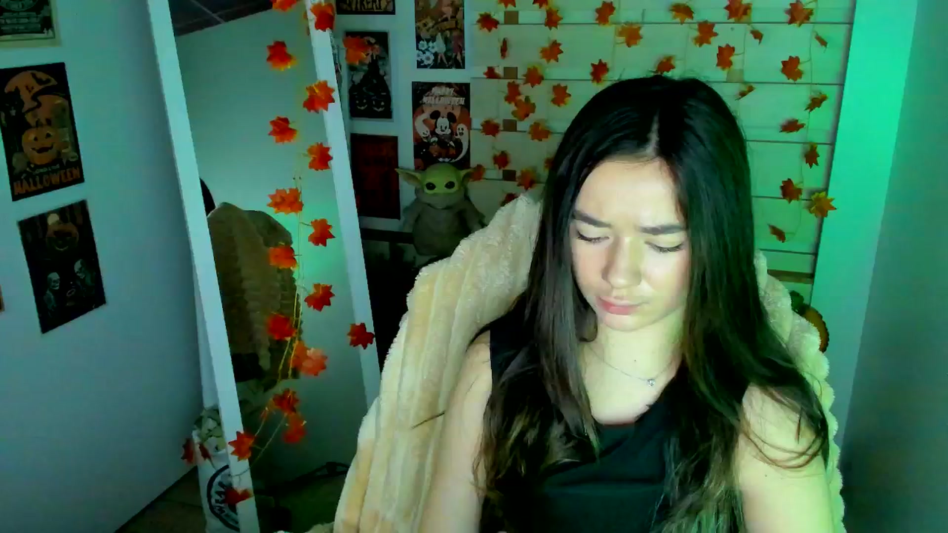 Gallery image thumbnail from KiraLove's myfreecams stream on, 11/23/2025, 09:19 image 10 of 20