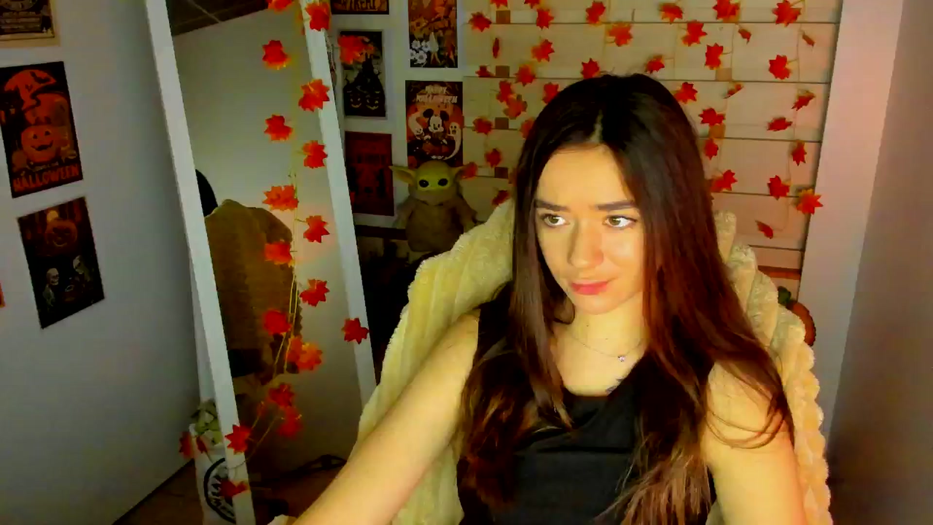 Gallery image thumbnail from KiraLove's myfreecams stream on, 11/23/2025, 09:19 image 11 of 20