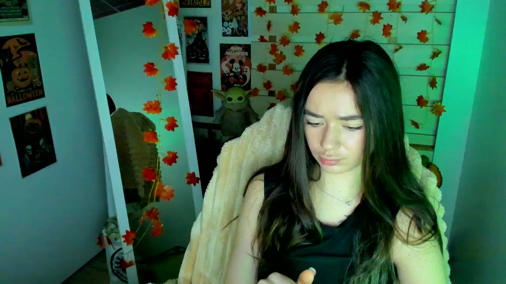 Gallery image thumbnail from KiraLove's myfreecams stream on, 11/23/2025, 09:19 image 8 of 20