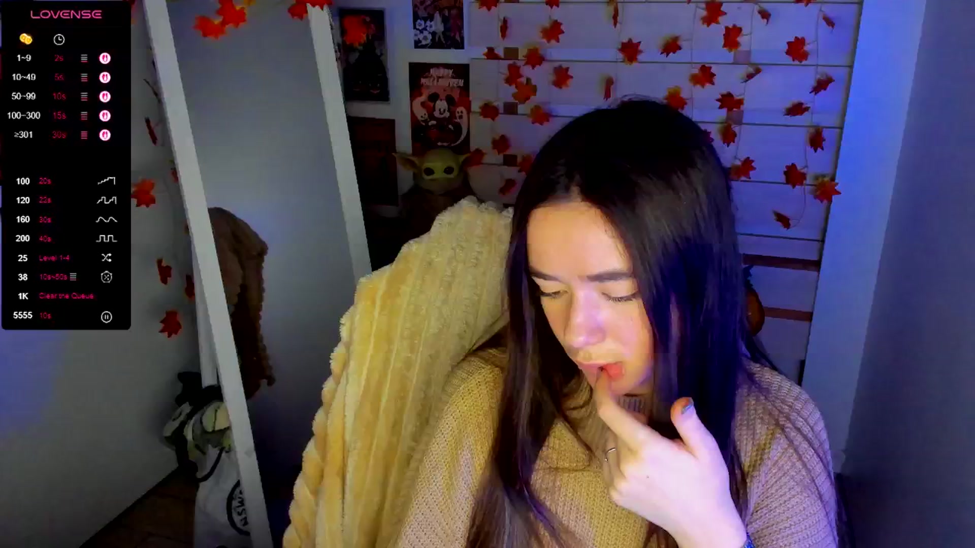 Gallery image thumbnail from KiraLove's myfreecams stream on, 11/24/2025, 11:01 image 9 of 20