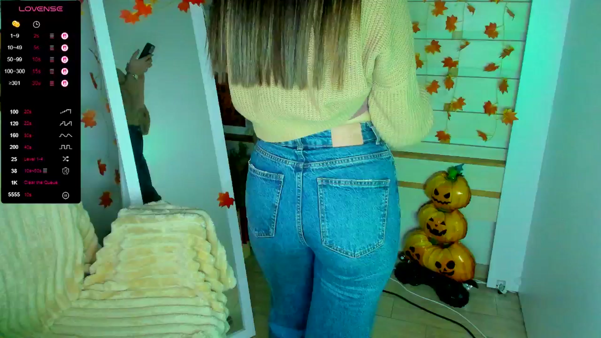 Gallery image thumbnail from KiraLove's myfreecams stream on, 11/24/2025, 12:25 image 12 of 20