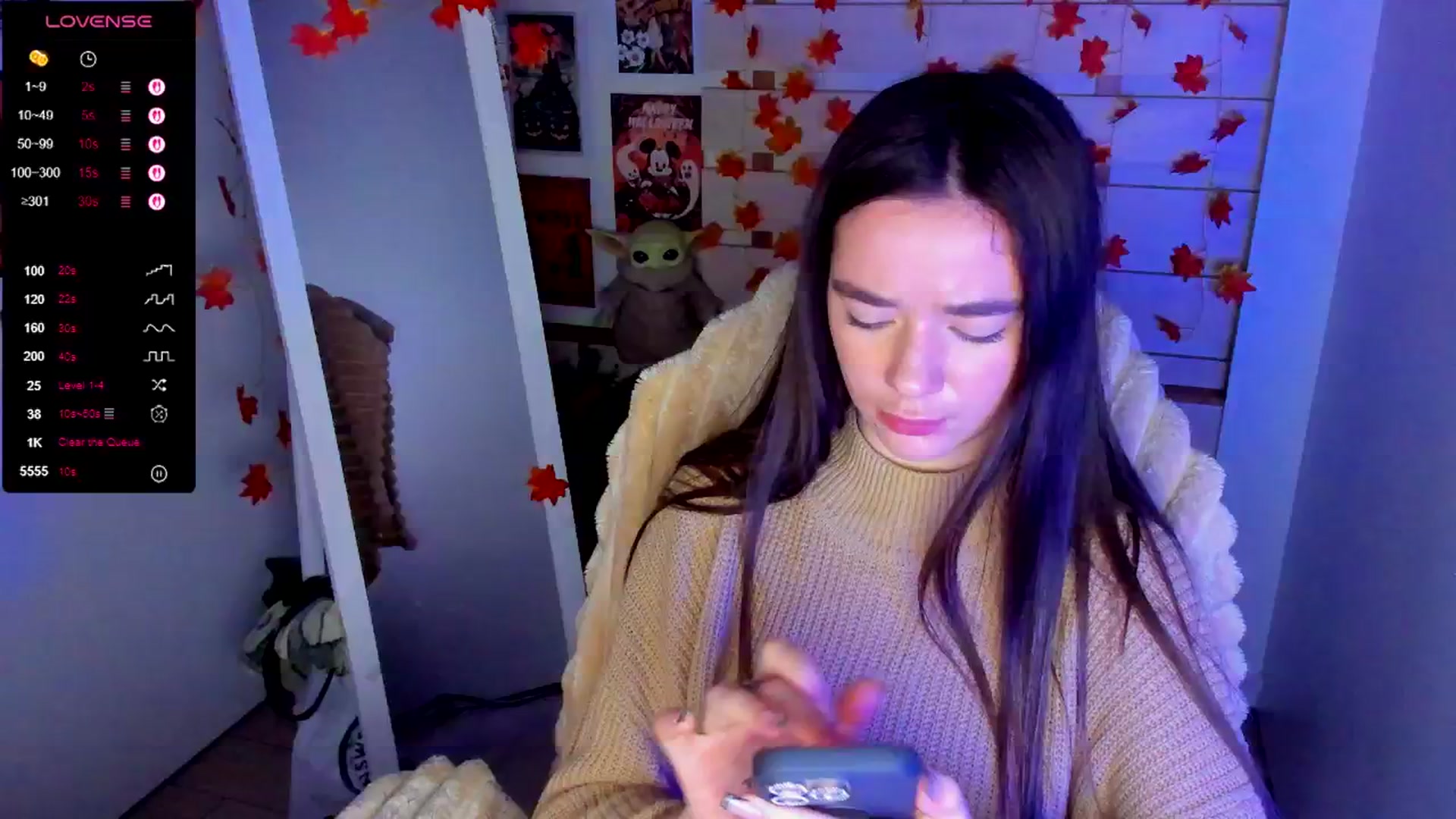 Gallery image thumbnail from KiraLove's myfreecams stream on, 11/24/2025, 12:25 image 17 of 20