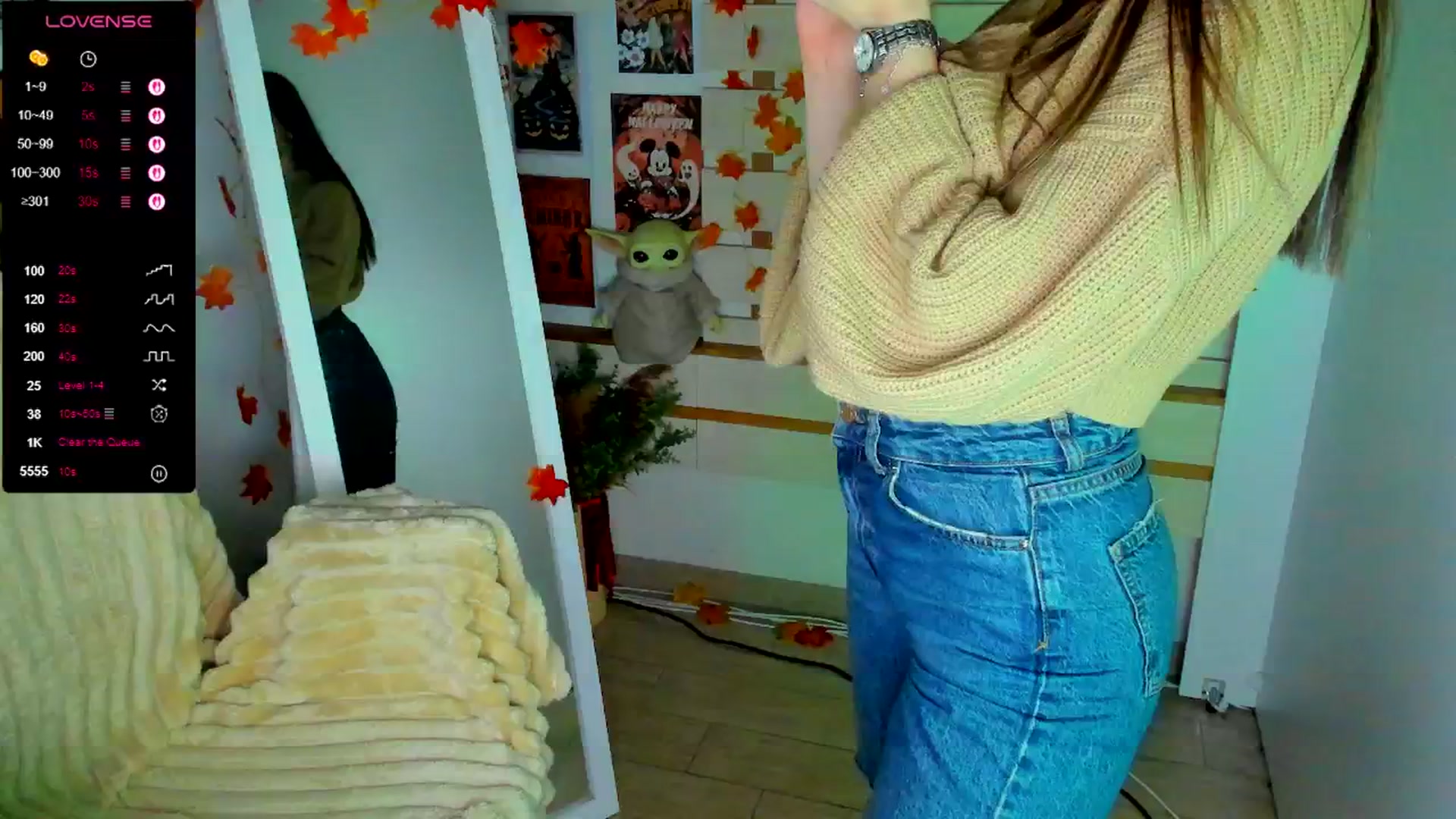 Gallery image thumbnail from KiraLove's myfreecams stream on, 11/24/2025, 12:25 image 15 of 20