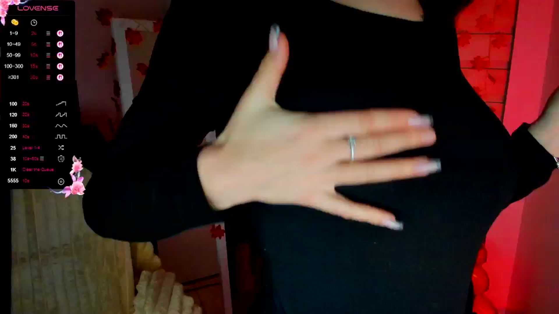 Gallery image thumbnail from KiraLove's myfreecams stream on, 11/28/2025, 11:59 image 20 of 20
