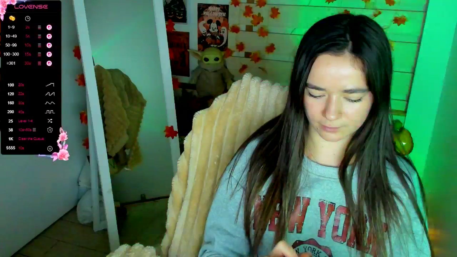 Gallery image thumbnail from KiraLove's myfreecams stream on, 11/29/2025, 12:25 image 20 of 20